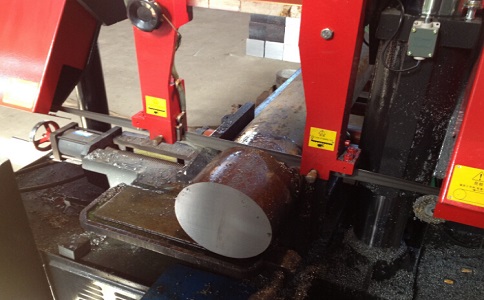 息烽卧式带锯床加工时出现明显振荡如何排查？